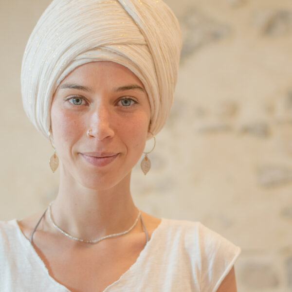 Victoire Lacoste - Enseignement Yoga - Crest - Drôme